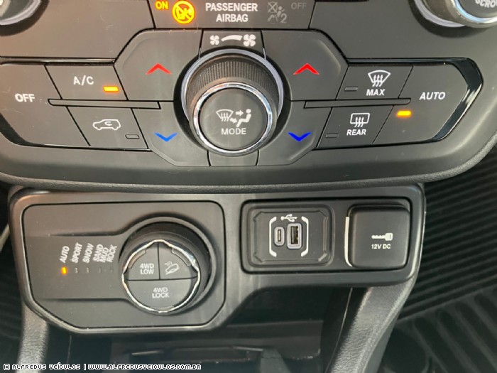 Jeep RENEGADE 1.3 T 270 TRAILHAWK 4X4 2022/2022